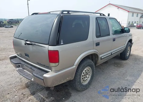 2001 Chevrolet Blazer Ls from USA, damaged, VIN 1GNDT13W212105490